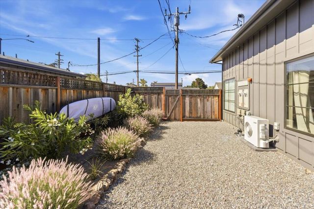 2228 Capitola Road, Santa Cruz, CA 95062