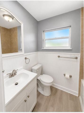 130 E DICIE AVENUE, Eustis, FL 32726