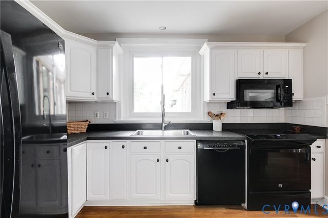 8907 Michaux Ln, Henrico, VA 23229