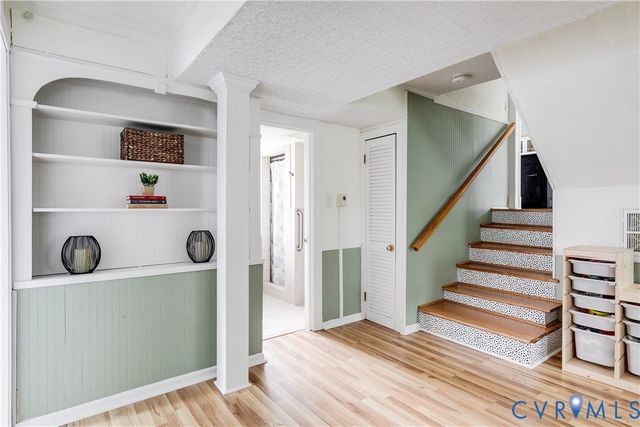 8907 Michaux Ln, Henrico, VA 23229