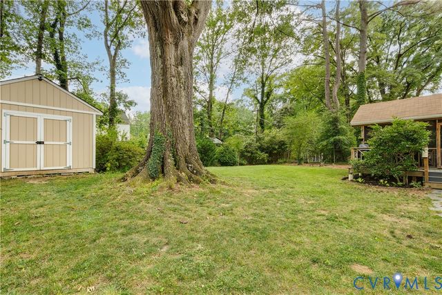 8907 Michaux Ln, Henrico, VA 23229