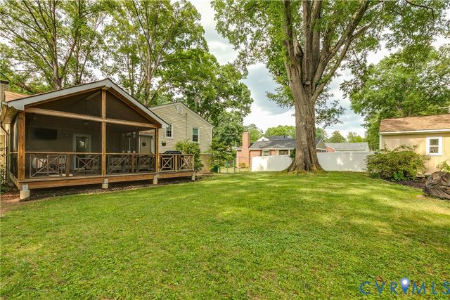 8907 Michaux Ln, Henrico, VA 23229