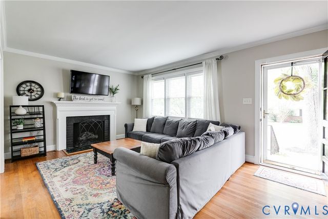 8907 Michaux Ln, Henrico, VA 23229