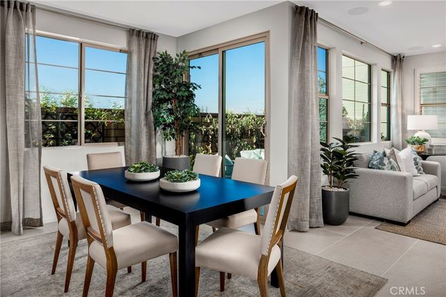 4055 S. SUNFLOWER PASEO S, Ontario, CA 91761