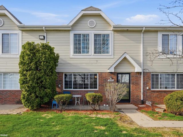 29740 Amy Lane, Chesterfield Twp, MI 48047