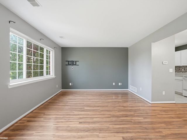 29740 Amy Lane, Chesterfield Twp, MI 48047