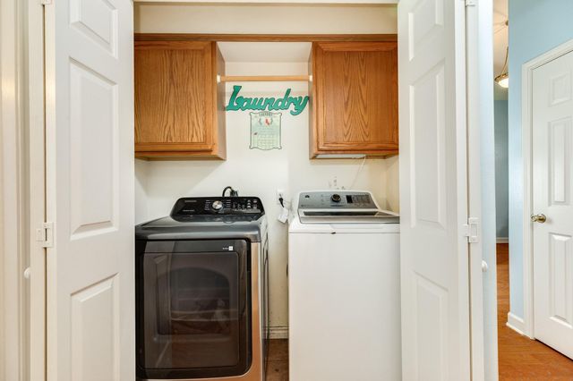 1187 Thomas Drive, Angleton, TX 77515