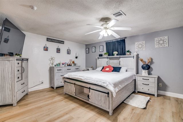 436 Crooked Lane, Mesquite, TX 75149