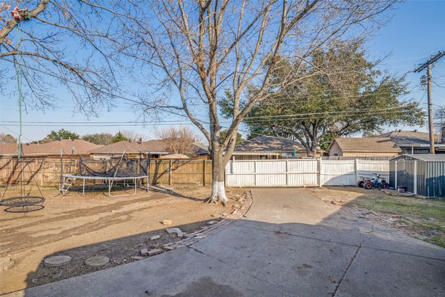 436 Crooked Lane, Mesquite, TX 75149