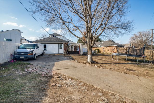 436 Crooked Lane, Mesquite, TX 75149