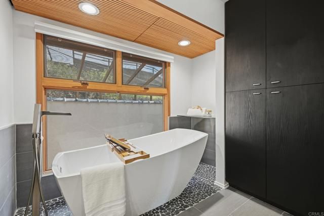 4711 Gabriel Way, La Mesa, CA 91941