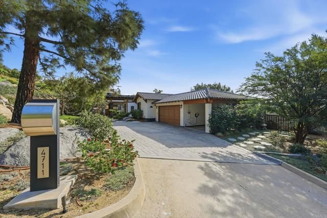 4711 Gabriel Way, La Mesa, CA 91941