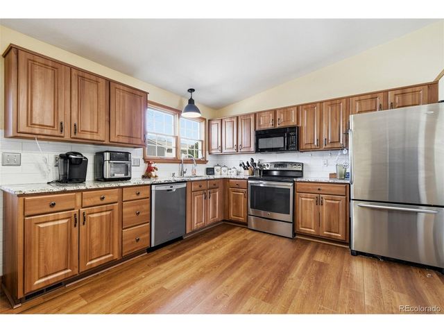 1554 Ervine Ave, Longmont, CO 80501