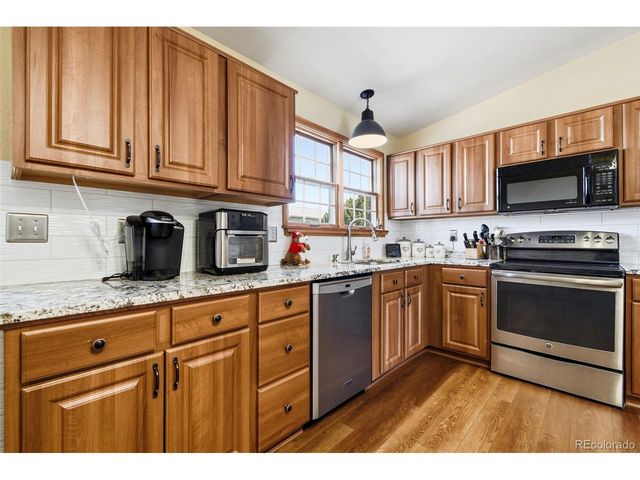 1554 Ervine Ave, Longmont, CO 80501