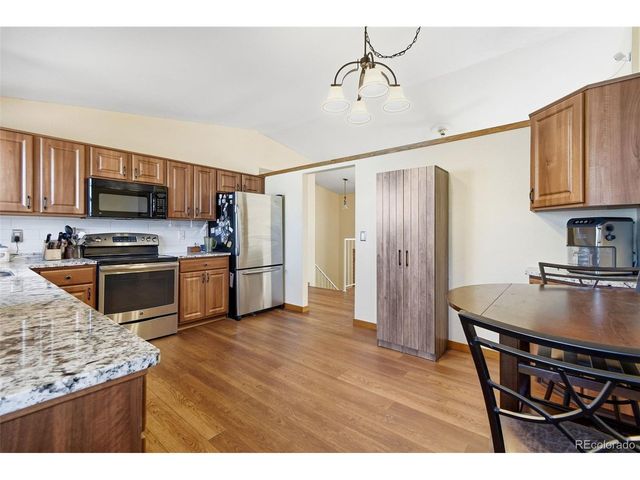 1554 Ervine Ave, Longmont, CO 80501