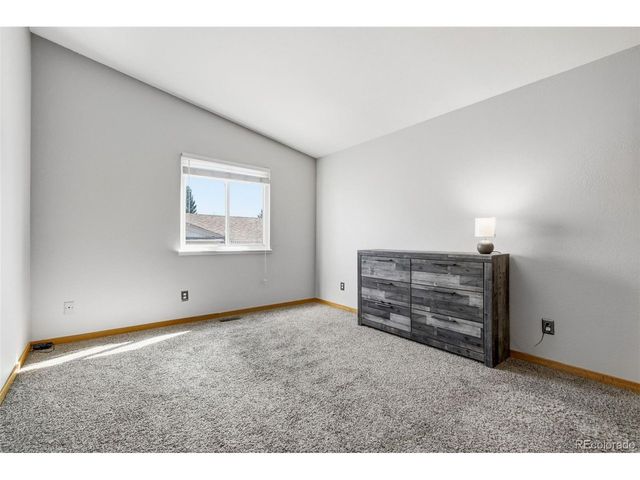 1554 Ervine Ave, Longmont, CO 80501