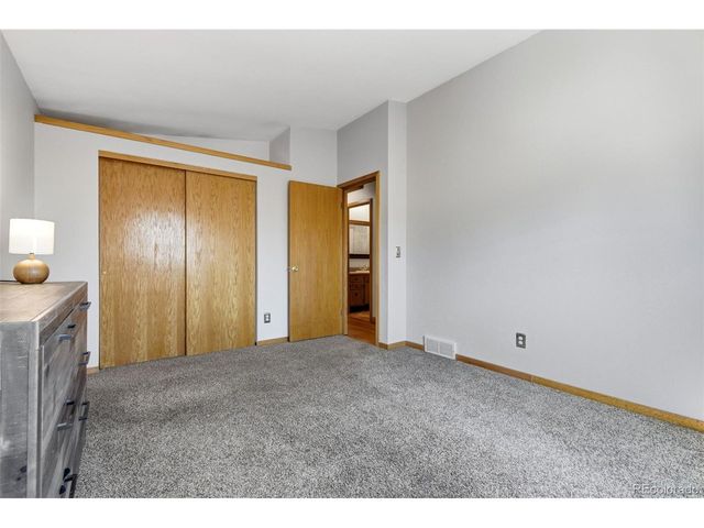 1554 Ervine Ave, Longmont, CO 80501