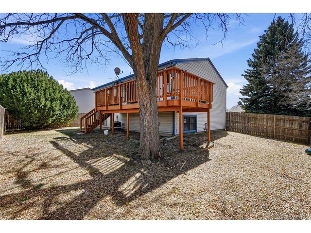 1554 Ervine Ave, Longmont, CO 80501