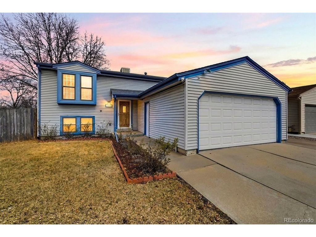 1554 Ervine Ave, Longmont, CO 80501