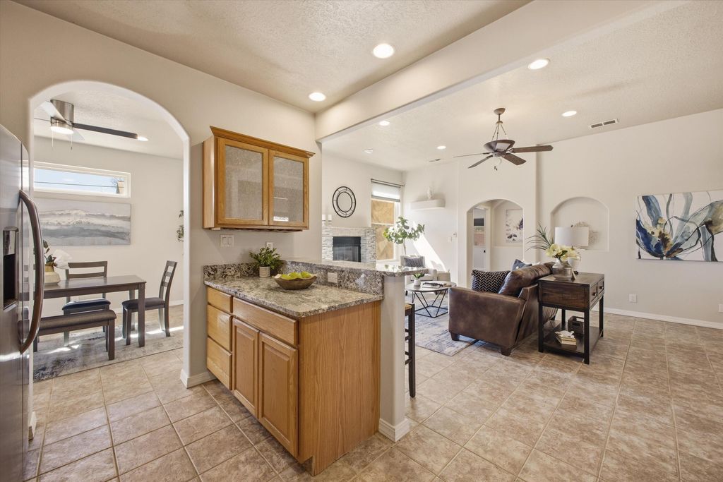 Image 16 of property listing at 8900 Ortega Court NW, Los Ranchos, NM 87114