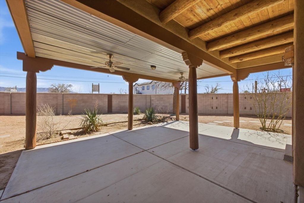Image 31 of property listing at 8900 Ortega Court NW, Los Ranchos, NM 87114