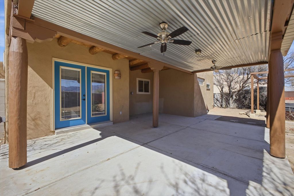 Image 33 of property listing at 8900 Ortega Court NW, Los Ranchos, NM 87114