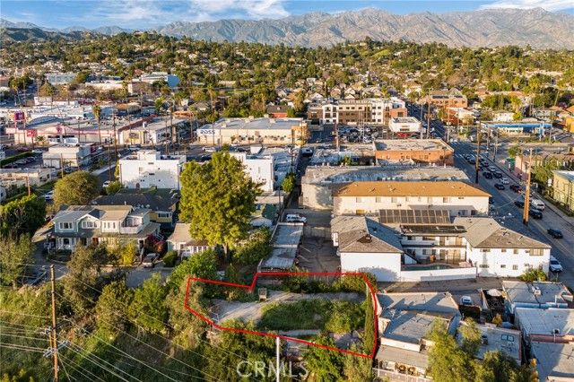 133 S Avenue 64, Los Angeles, CA 90042