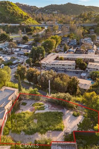 133 S Avenue 64, Los Angeles, CA 90042