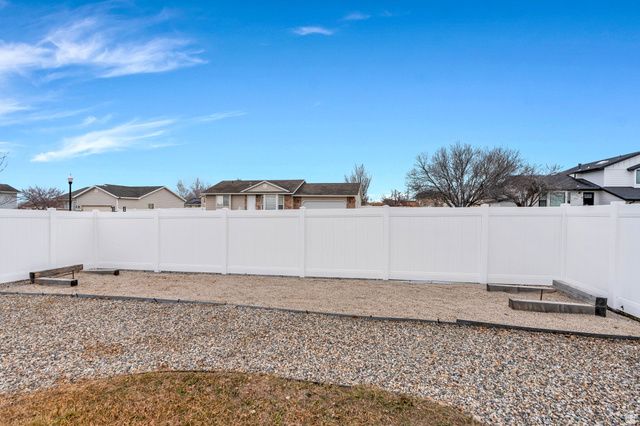6073 W EAGLES PEAK CV, West Valley City, UT 84128