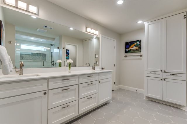 16046 Longvista Drive, Dallas, TX 75248