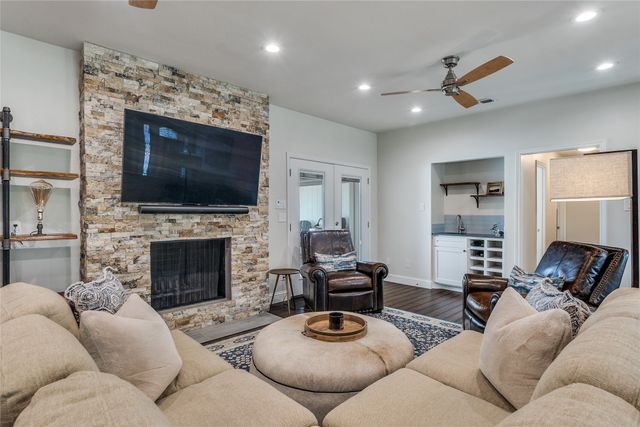 16046 Longvista Drive, Dallas, TX 75248