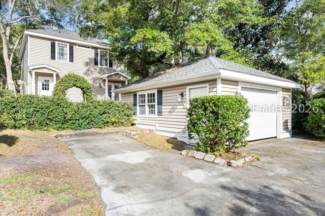 1 Norris Ave, Bluffton, SC 29910