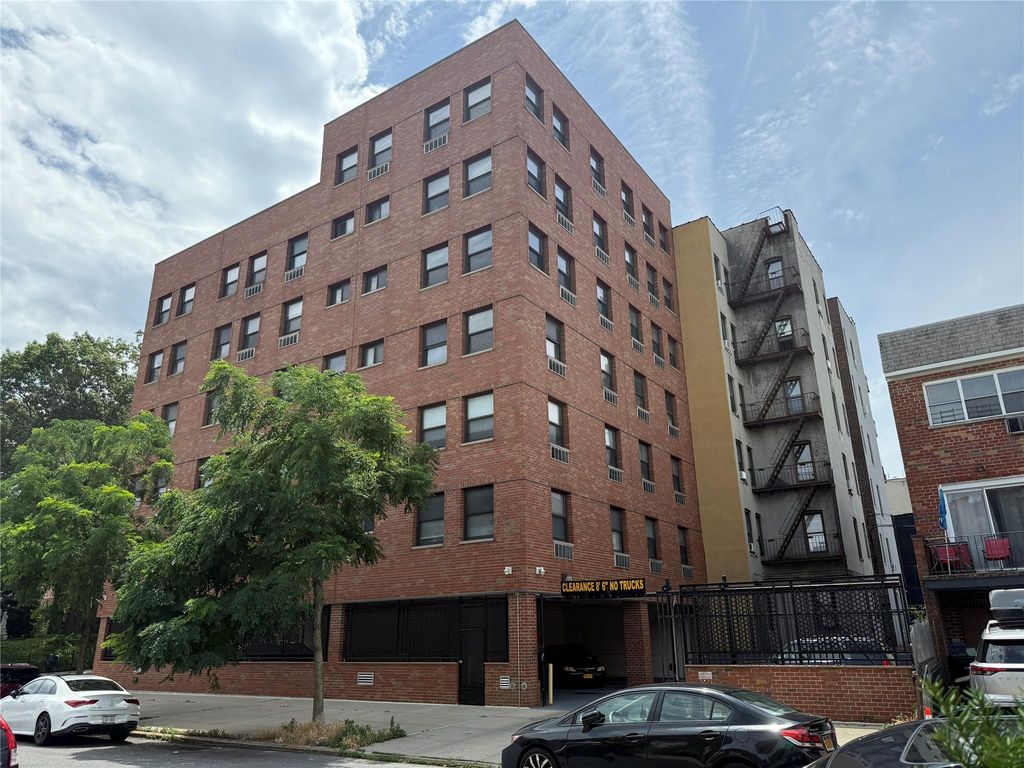 1701 Parkview Avenue, Bronx, NY 10461