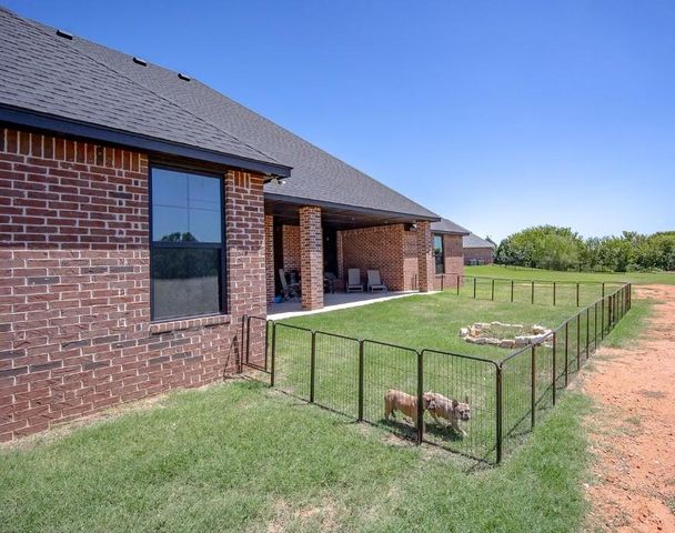 2040 County Road 1336, Blanchard, OK 73010