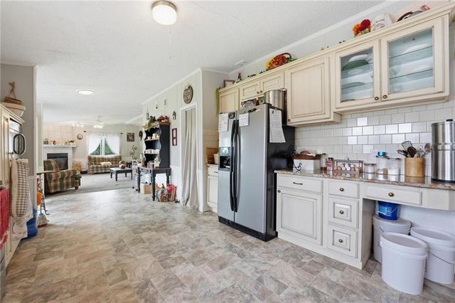 14933 Lakeshore Drive, Excelsior Springs, MO 64024