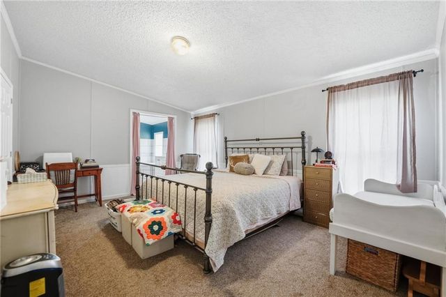 14933 Lakeshore Drive, Excelsior Springs, MO 64024