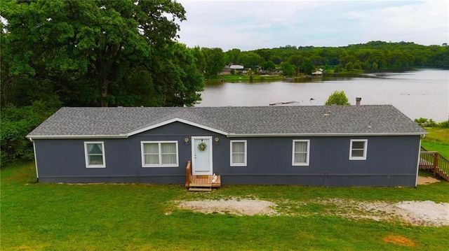 14933 Lakeshore Drive, Excelsior Springs, MO 64024