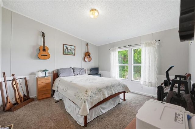 14933 Lakeshore Drive, Excelsior Springs, MO 64024