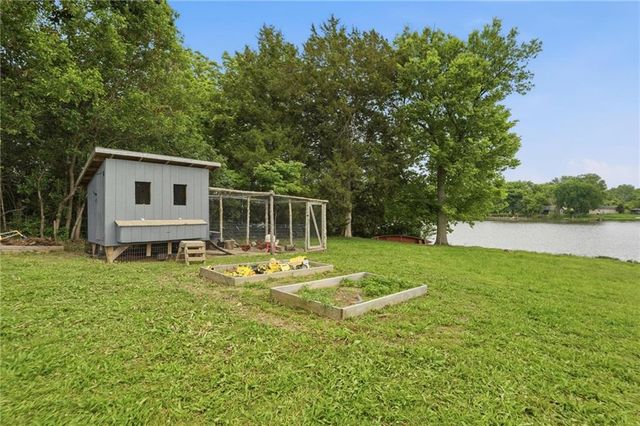 14933 Lakeshore Drive, Excelsior Springs, MO 64024