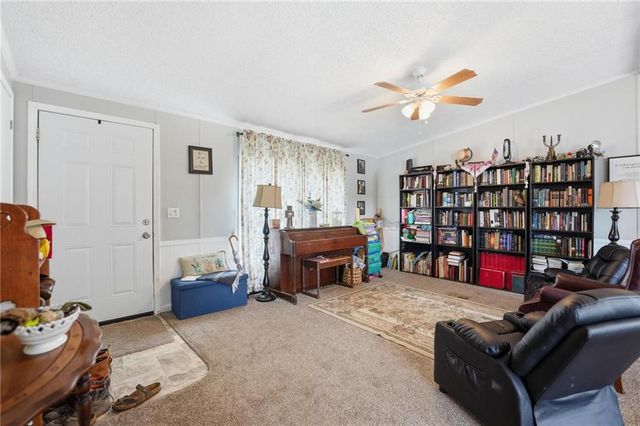 14933 Lakeshore Drive, Excelsior Springs, MO 64024