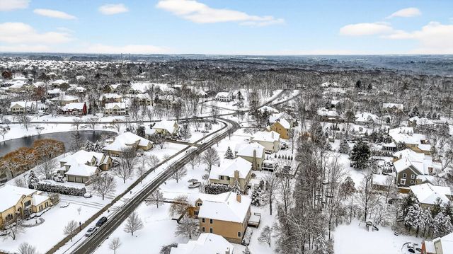 8159 Winchcombe Drive, Dublin, OH 43016