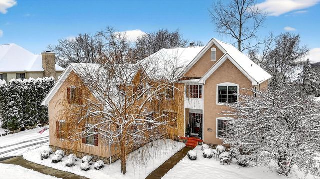 8159 Winchcombe Drive, Dublin, OH 43016