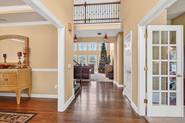 8159 Winchcombe Drive, Dublin, OH 43016