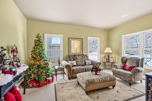 8159 Winchcombe Drive, Dublin, OH 43016