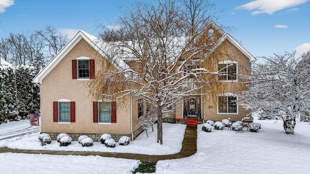 8159 Winchcombe Drive, Dublin, OH 43016