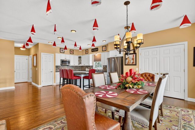 8159 Winchcombe Drive, Dublin, OH 43016