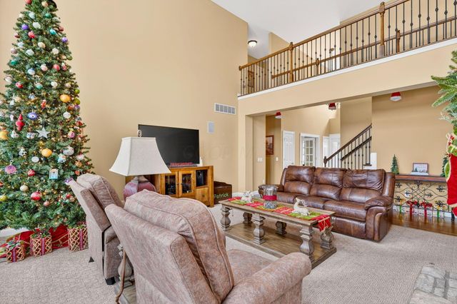 8159 Winchcombe Drive, Dublin, OH 43016