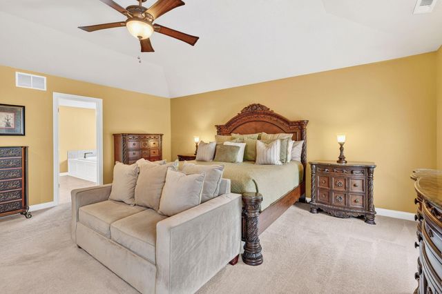 8159 Winchcombe Drive, Dublin, OH 43016