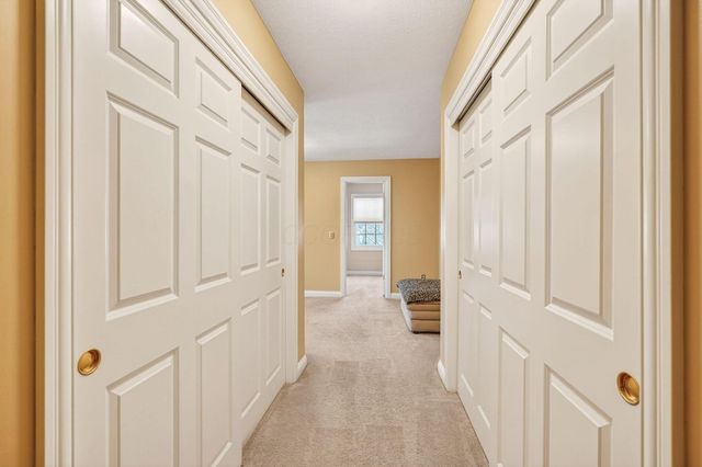 8159 Winchcombe Drive, Dublin, OH 43016