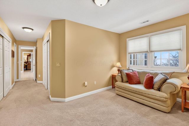 8159 Winchcombe Drive, Dublin, OH 43016